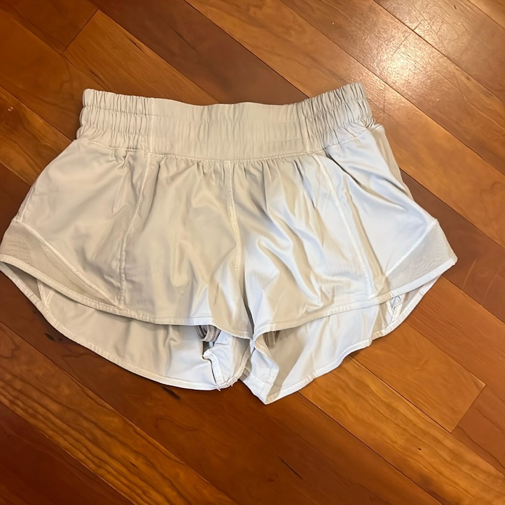 Cute lulullemon hotty hot shorts